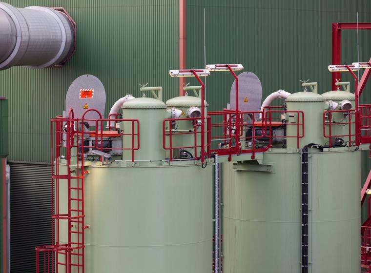 Druckstoßfeste Silos mit Explosionsklappe